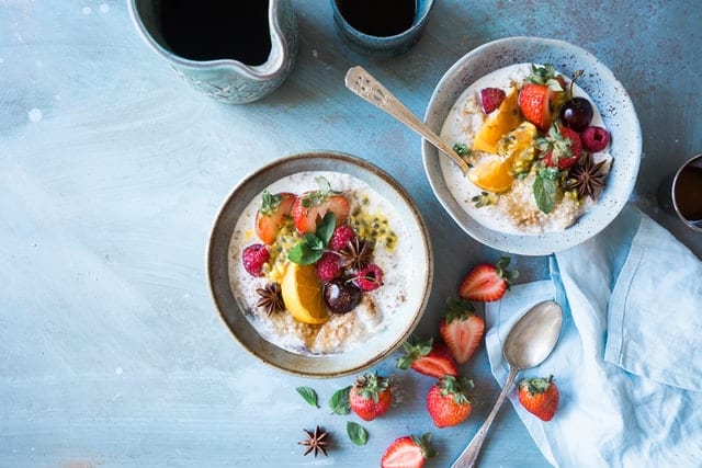 Fruit bowels with oats,6 Tips For Staying Healthy For Busy People, Meal Delivery Vancouver